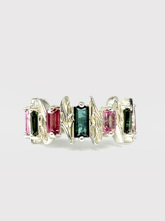 Anillo Alas y turmalinas