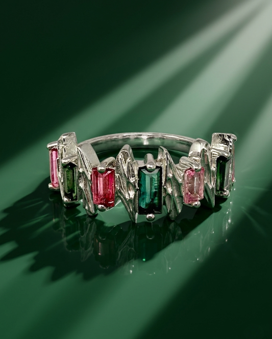 Anillo Alas y turmalinas