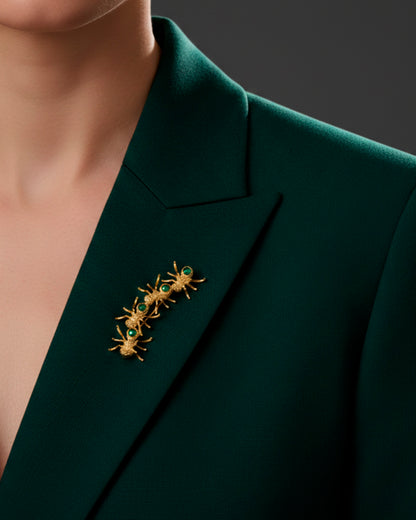 Broche Las Obreras doradas