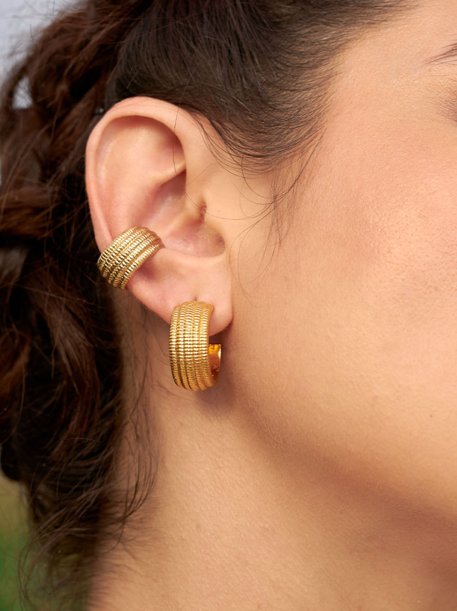 Corn hoop earcuff