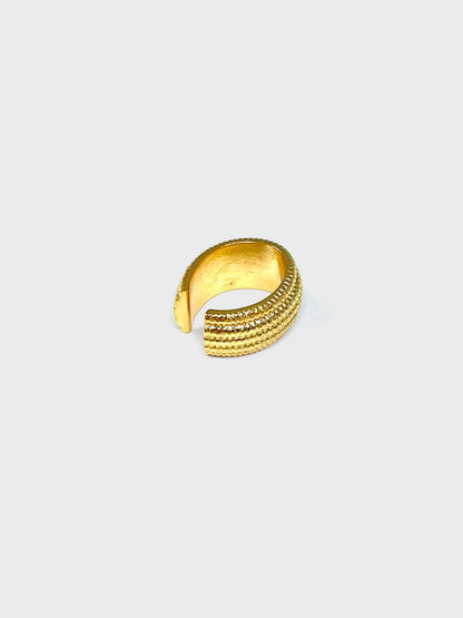 Corn hoop earcuff